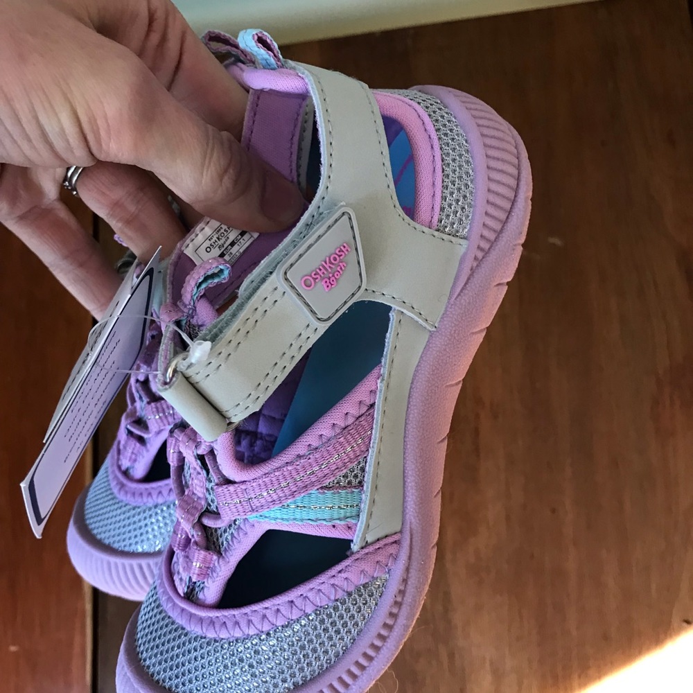 NWT Oshkosh lilac and silver sneaker/sandals - Picture 4 of 6